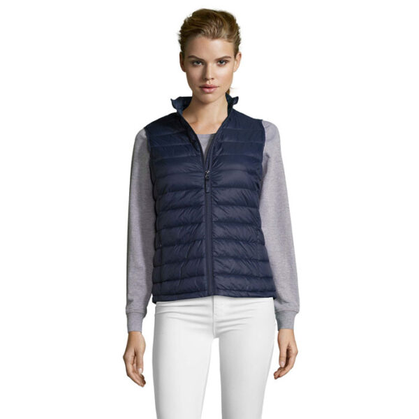 s02890-fn WILSON BW WOMEN