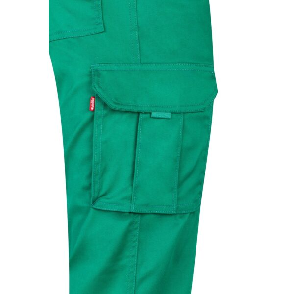 VL LUGH. Multi-pocket stretch trousers (240g/m²) in cotton (46%), EME (38%) and polyester (16%)