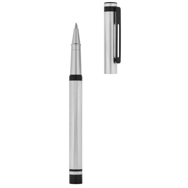 STAIN. Metal roller and stainless steel clip