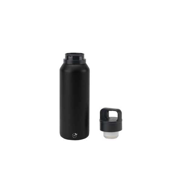 NICKLAUS. Stainless steel bottle (91% recycled) with vacuum insulated double wall 590 mL