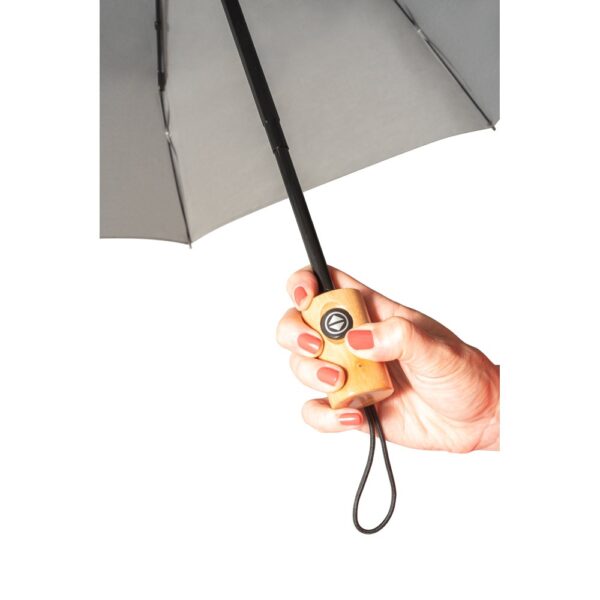 RIVER. Telescopic umbrella in 190T recycled polyester (100% rPET) pongee with automatic opening and closing