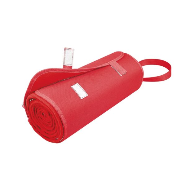 FLEECE. Fleece blanket with handle and strap (160 g/m²)