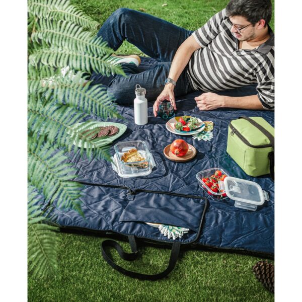 GRADY. Foldable picnic blanket in rPET and PEVA