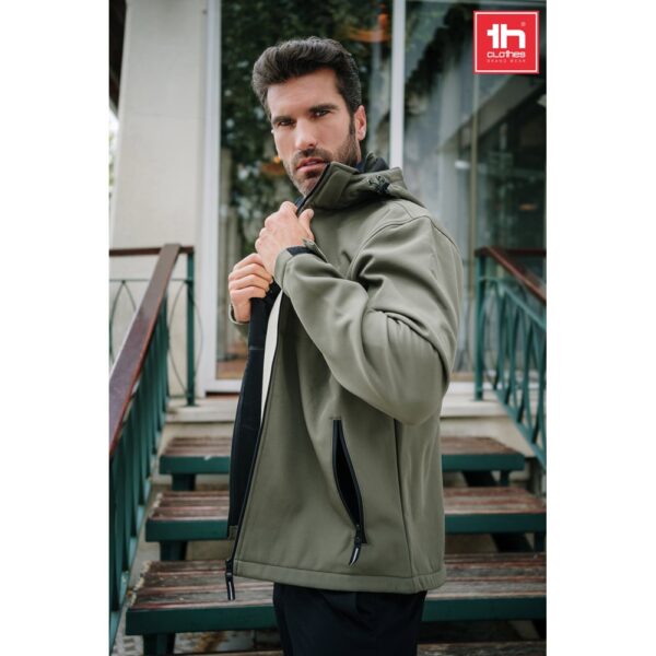 THC ZAGREB. Men's softshell jacket with detachable hood and rounded back hem