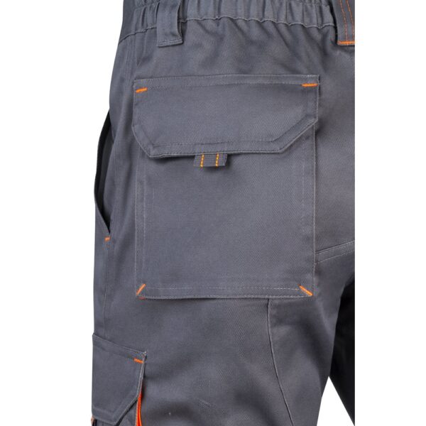VL HEMERA. Two-tone, multi-pocket stretch Bermuda shorts (240g/m²), in cotton (46%), EME (38%) and polyester (16%)
