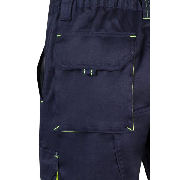 VL HEMERA. Two-tone, multi-pocket stretch Bermuda shorts (240g/m²), in cotton (46%), EME (38%) and polyester (16%)