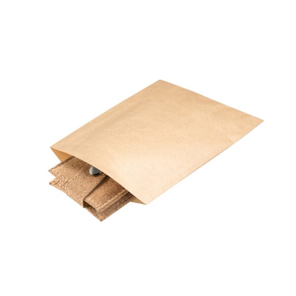ZENA. Stainless steel manicure set in cork pouch