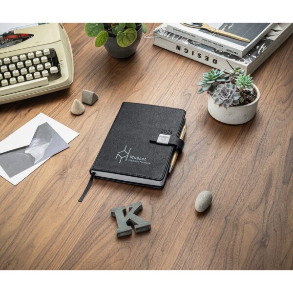 96221_amb MUSSET A5. A5 diary in PU (58% recycled)