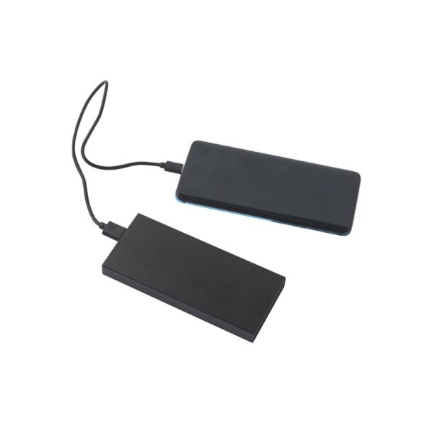 DOROTHY 5. 5.000 mAh power bank made from recycled aluminium (100% rAL)