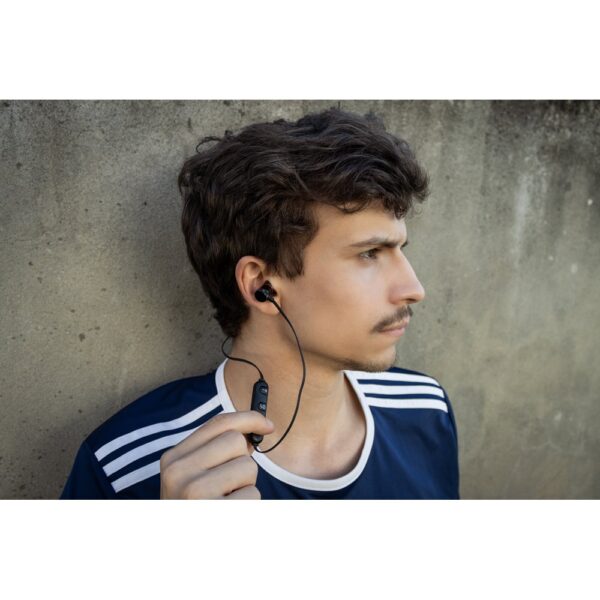 OTTO. Wireless magnetic earphones with 3 hours of battery life on recycled ABS (100% rABS)