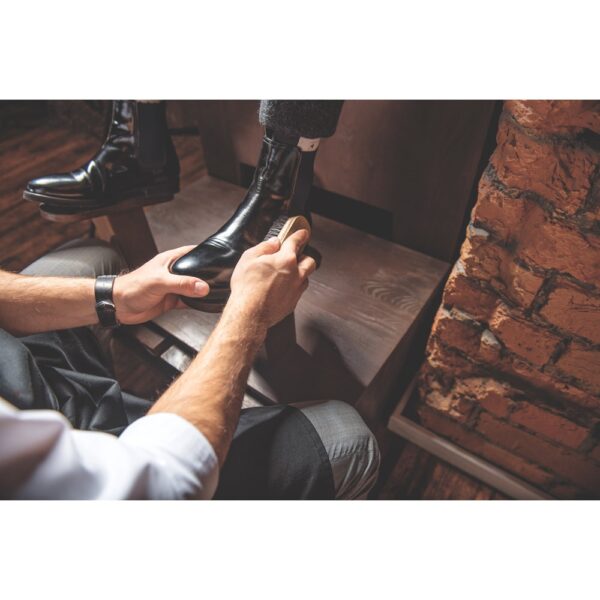 COBB. Shoe cleaning kit with 6 pieces