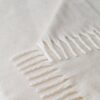 COMFY. Blanket in recycled polyester (100% rPET) (300 g/m²), with a mohair feel