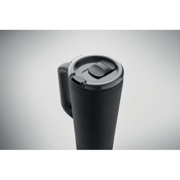 HOWLER CUP