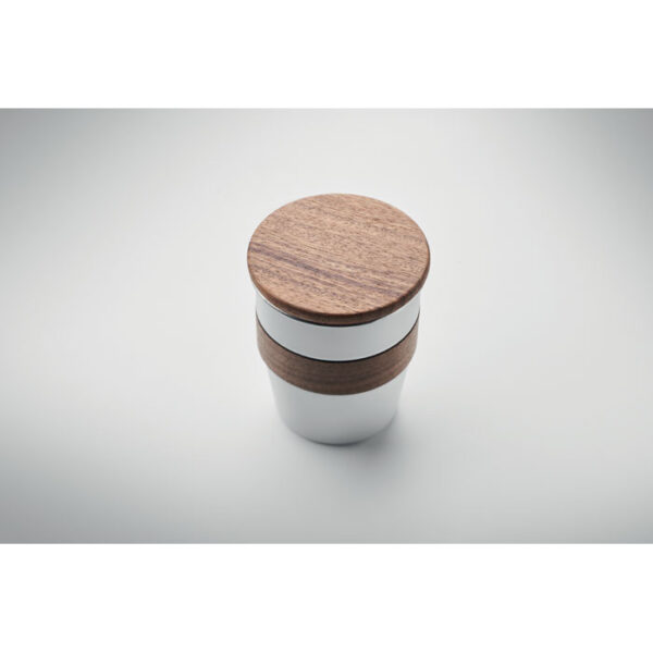 mo2322-06-detail WALNUT