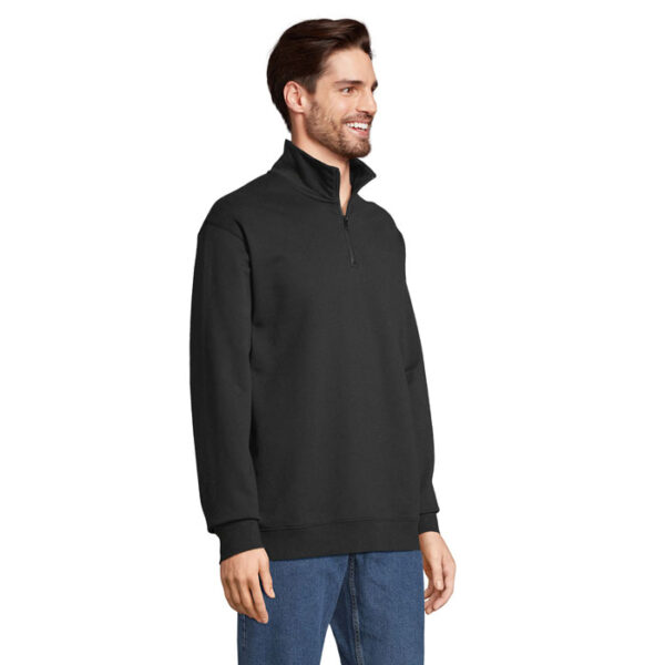 s04234-bk-side CONRAD