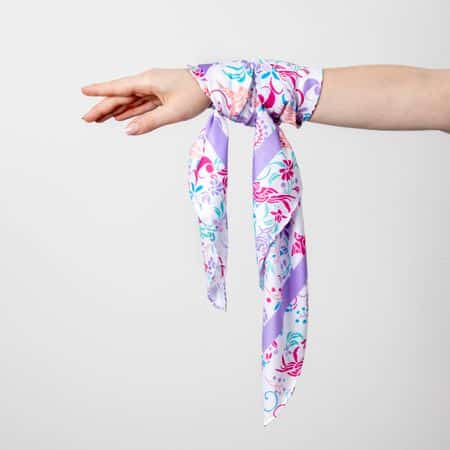 CFL219F-4 Cacharel Scarf Alma White
