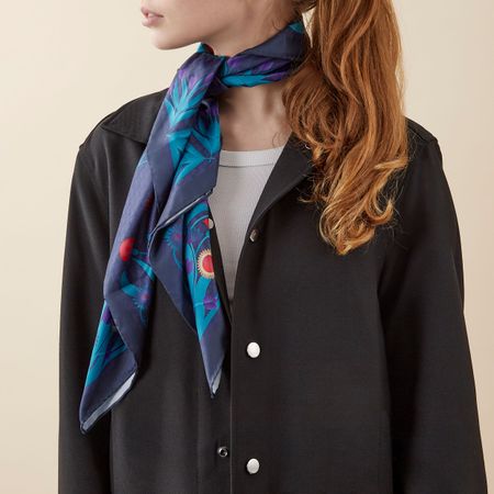 CFL437N-4 Cacharel Scarf Astrid Navy