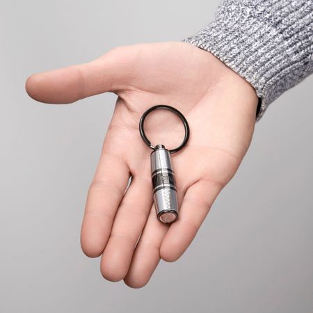 FAK470B-3 Key ring Bold Stripe Chrome & Gun