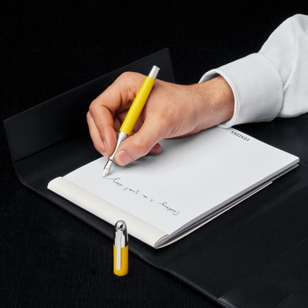 Fountain pen Classicals Chrome Yellow