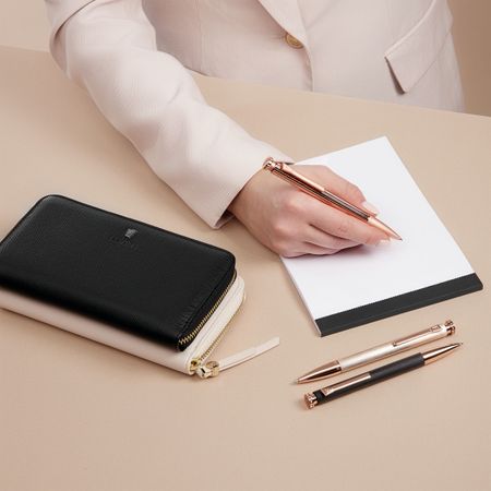 FSQ4584E-5 Ballpoint pen Mademoiselle Diamond Rose Gold