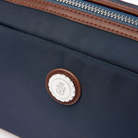 Toiletry Bag Button Navy & Brown
