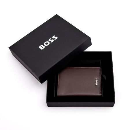 HLG403Y-6 BOSS Card holder with flap and money pocket Classic Smooth Brown