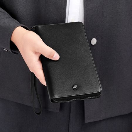 HLL526A-6 BOSS Travel wallet Double B Saffiano Black