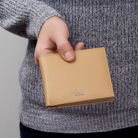 HLN416X-6 BOSS Money wallet with flap Classic Grained Camel