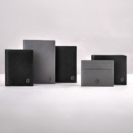 HLW526A-7 BOSS Wallet Double B Saffiano Black