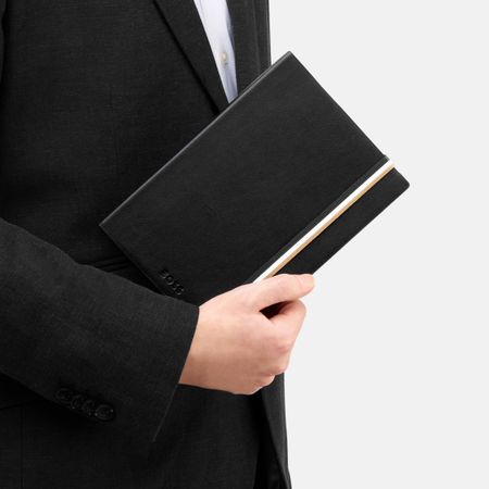 HNH321AP-6 BOSS Notebook A5 Iconic Black Plain