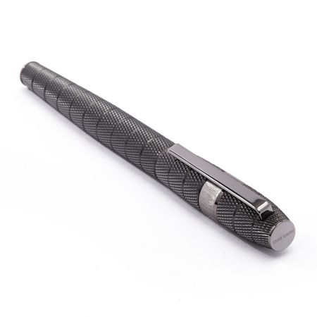 HSH4982D-4 HUGO BOSS Fountain pen Quantum Gun