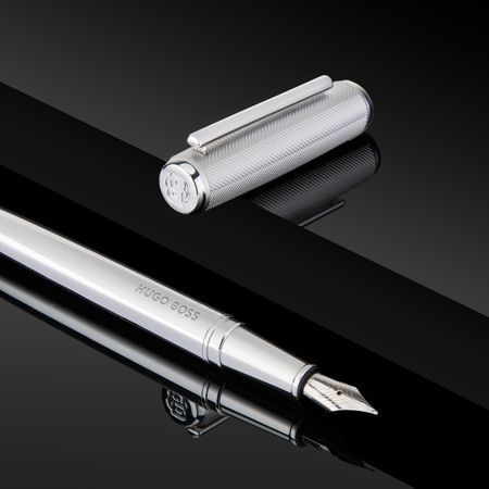 HUGO BOSS Fountain pen Pace Chrome