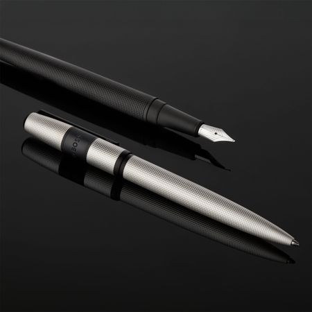 HSQ4832A-11 HUGO BOSS Fountain pen Grid Black