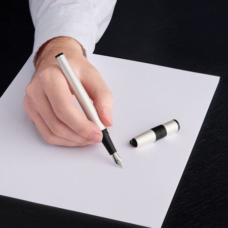 HUGO BOSS Fountain pen Grid Pearl
