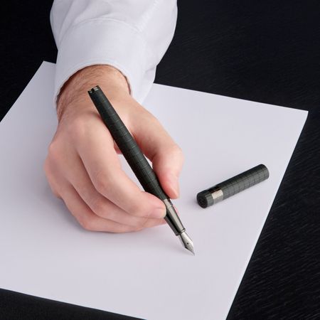 HUGO BOSS Fountain pen Loop Bauhaus Black