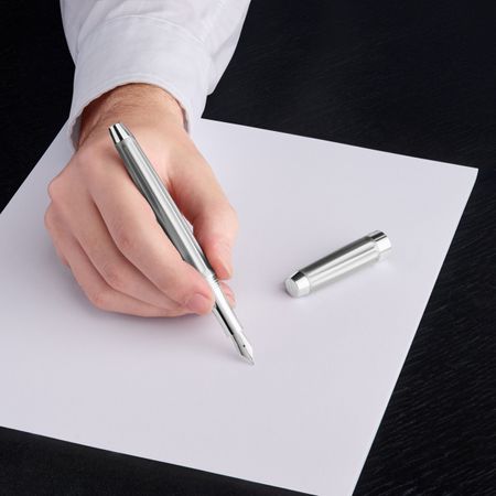 HUGO BOSS Fountain pen Beam Chrome
