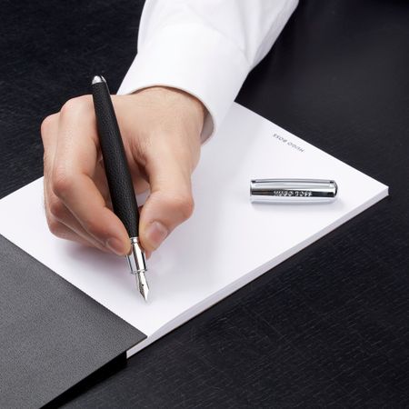 HSU4102A-5 HUGO BOSS Fountain pen Pure Iconic Black