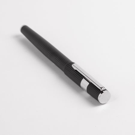 HUGO BOSS Rollerball pen Gear Pinstripe Black / Chrome