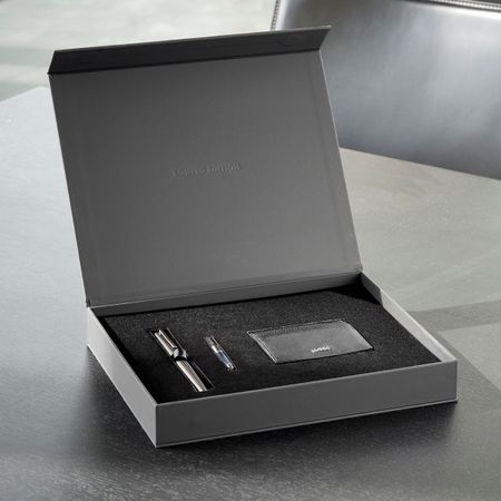 HSV3472D-3 HUGO BOSS Fountain pen Nitor Gun Limited Edition