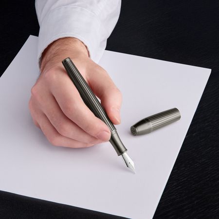 HUGO BOSS Fountain pen Arcade Gun