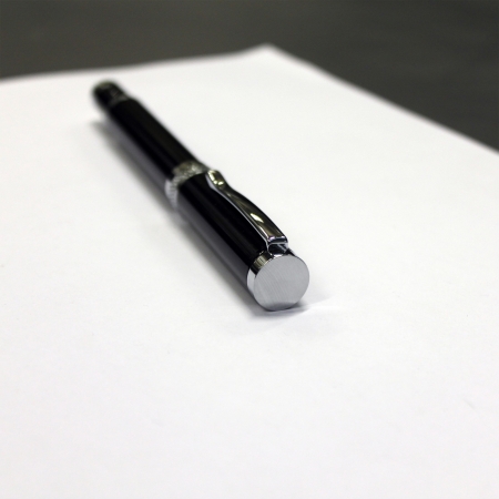 Cerruti 1881 Fountain pen Focus