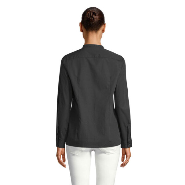 n03787-db-back BART WOMEN