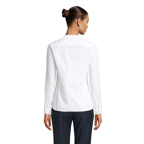 n03787-oq-back BART WOMEN