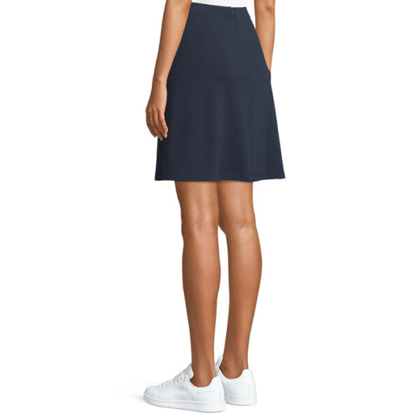 n03795-nh-side CHLOE