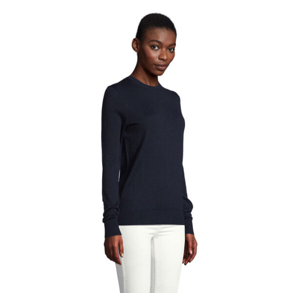 n03985-nh-back STUART WOMEN