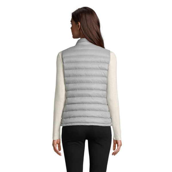 s02890-mg-back WILSON BW WOMEN